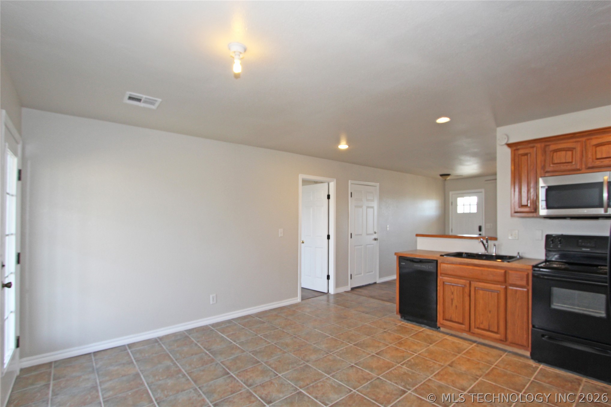 398186 W 3230 Drive Property Photo 15