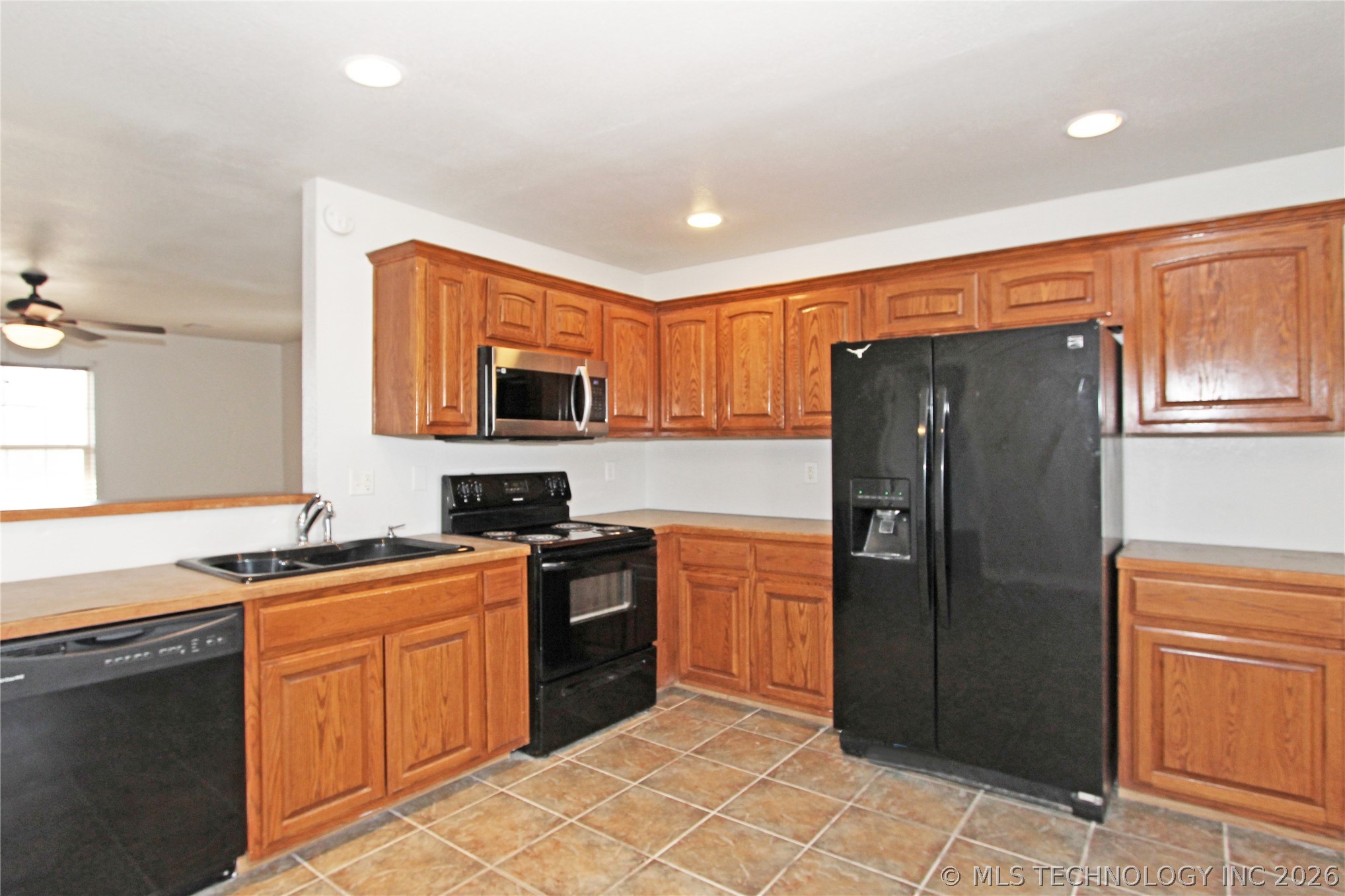 398186 W 3230 Drive Property Photo 16