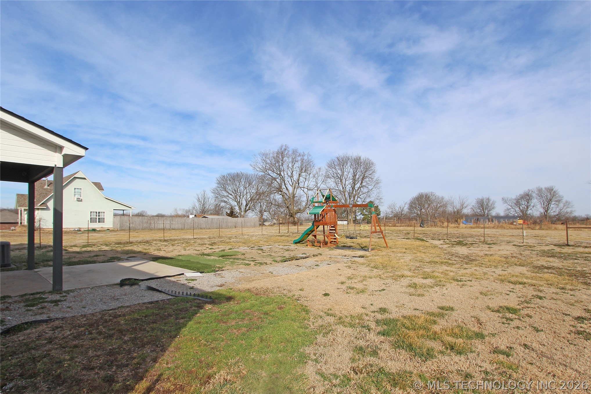 398186 W 3230 Drive Property Photo 33