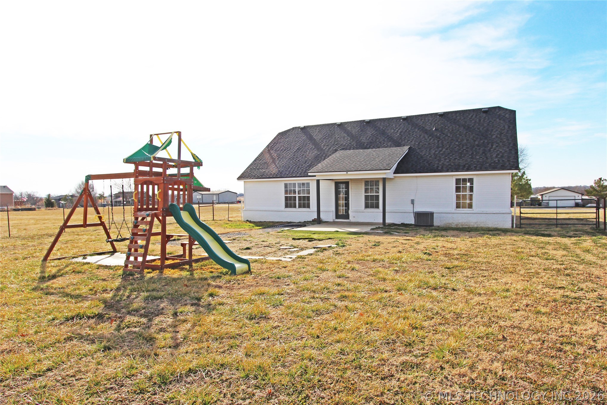 398186 W 3230 Drive Property Photo 35