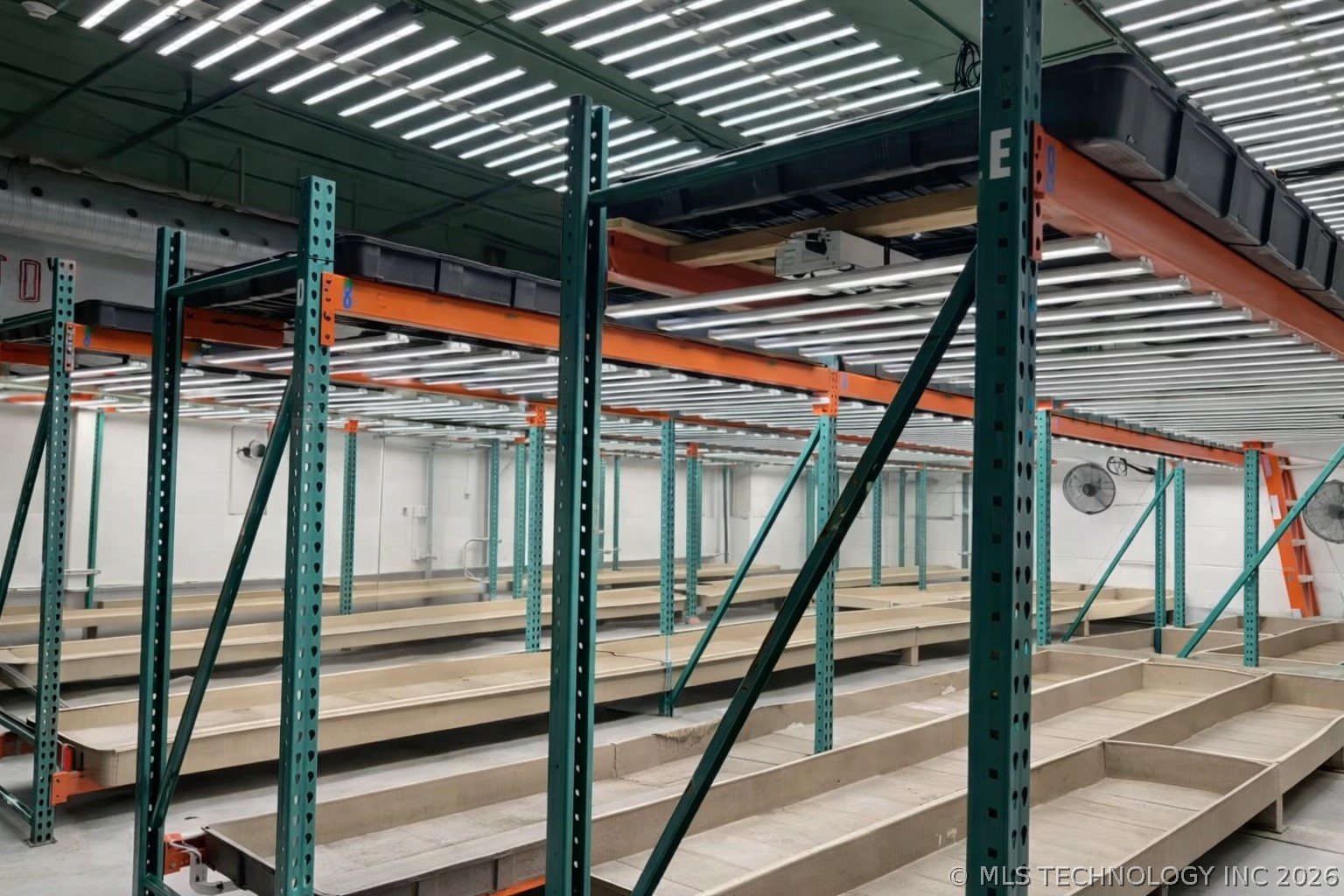 430 Chamber Loop Property Photo 8