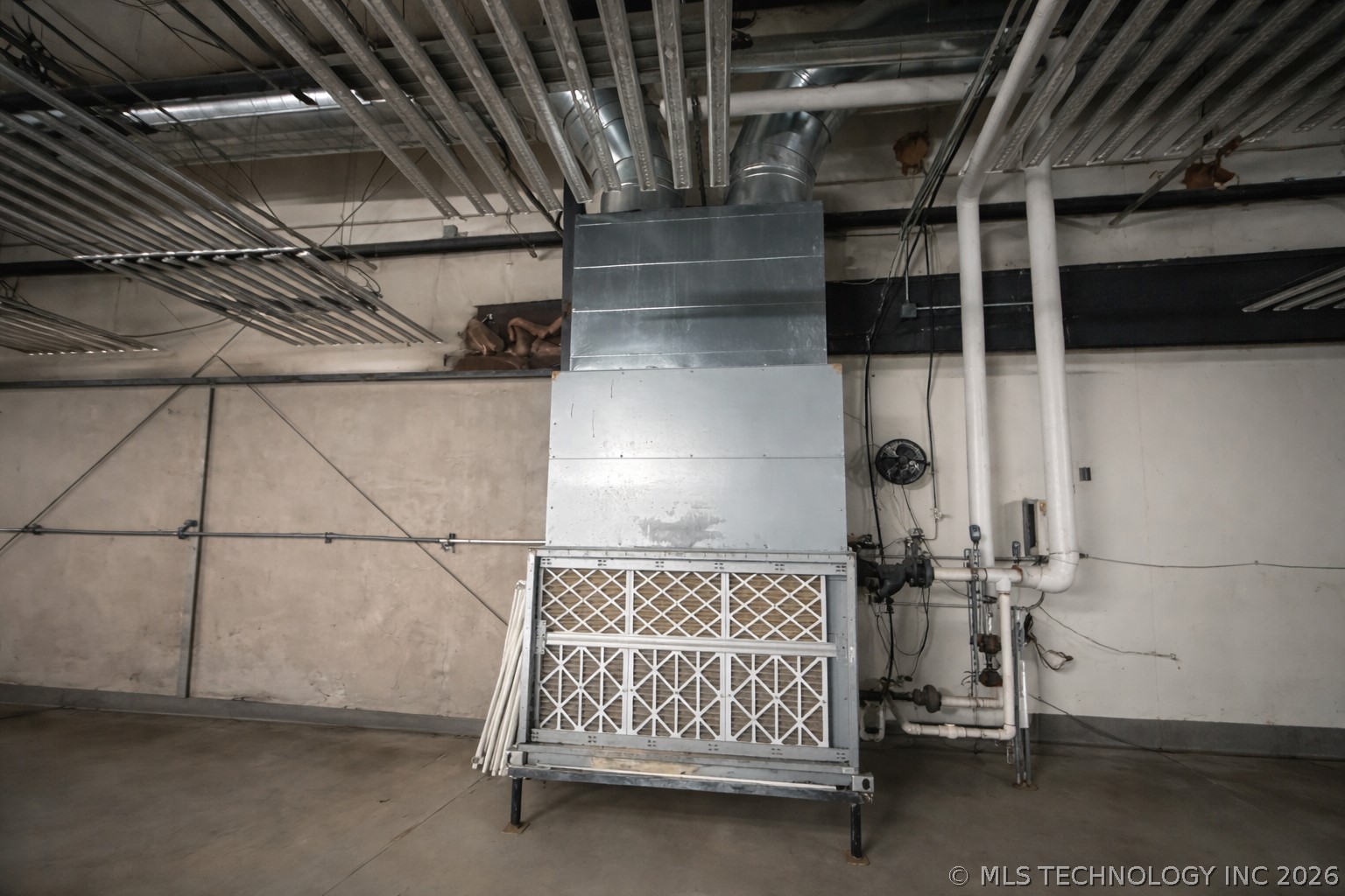 430 Chamber Loop Property Photo 9