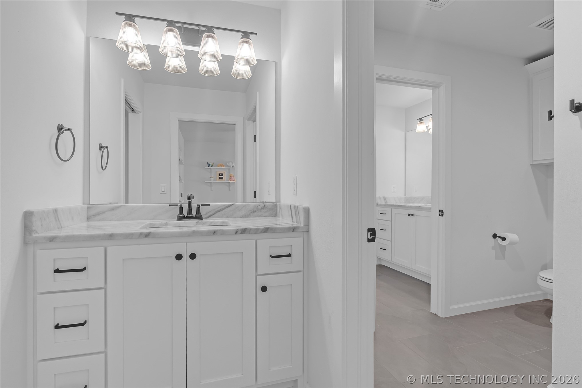 5327 E 124th Place S Property Photo 37