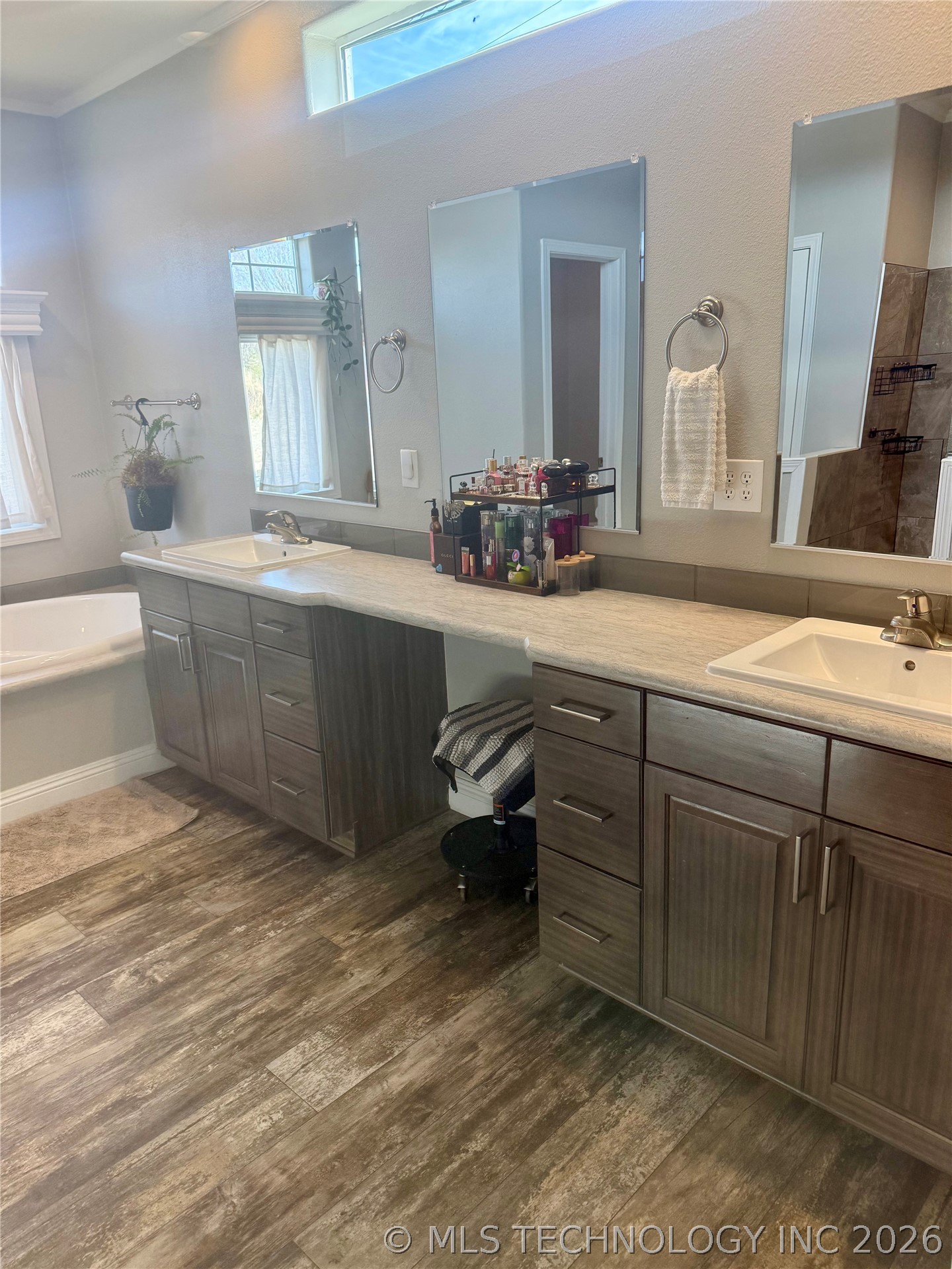 20277 S 270 Road Property Photo 29