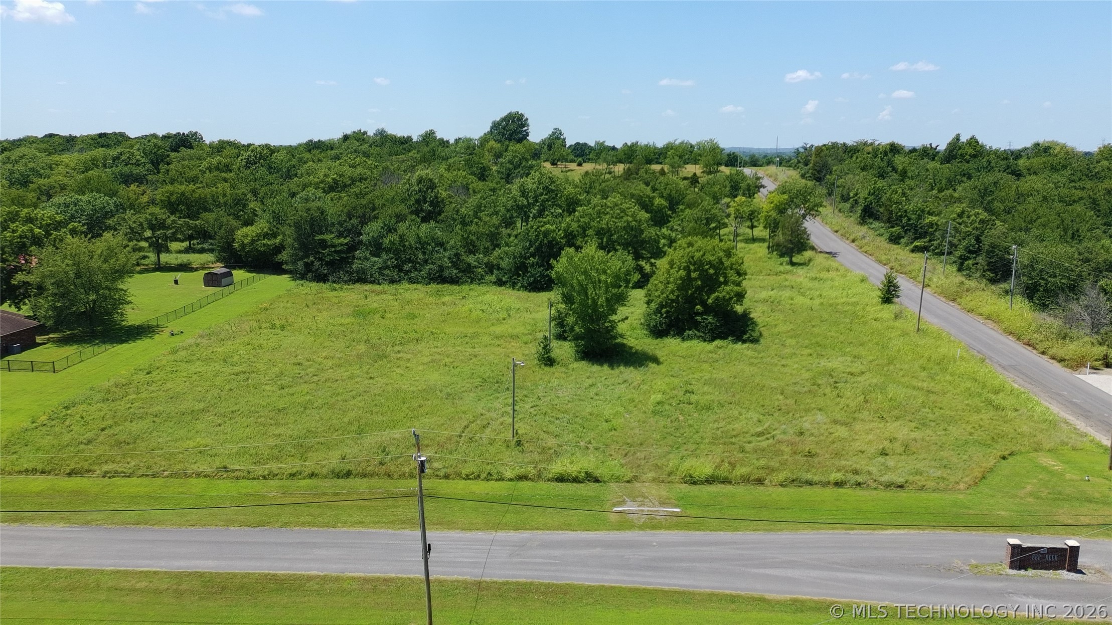 5301 S 32nd Street E Property Photo 1