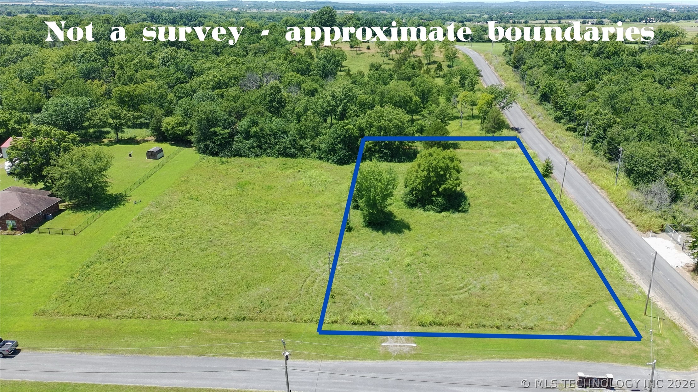 5301 S 32nd Street E Property Photo 2