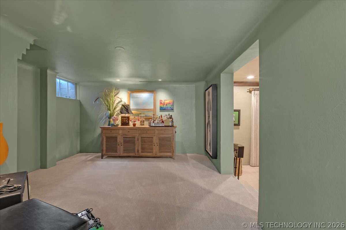 2216 E 29th Street Property Photo 32