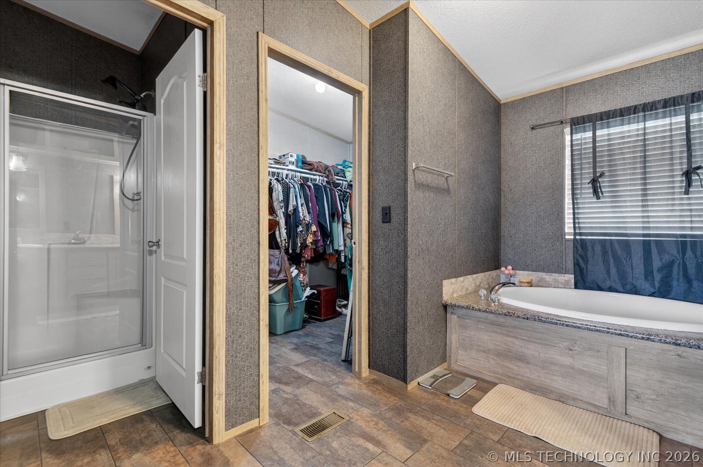 402575 W 700 Road Property Photo 16
