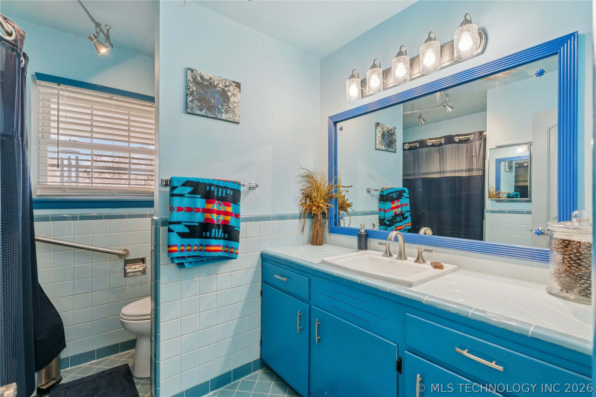 1758 E 61st Street Property Photo 22