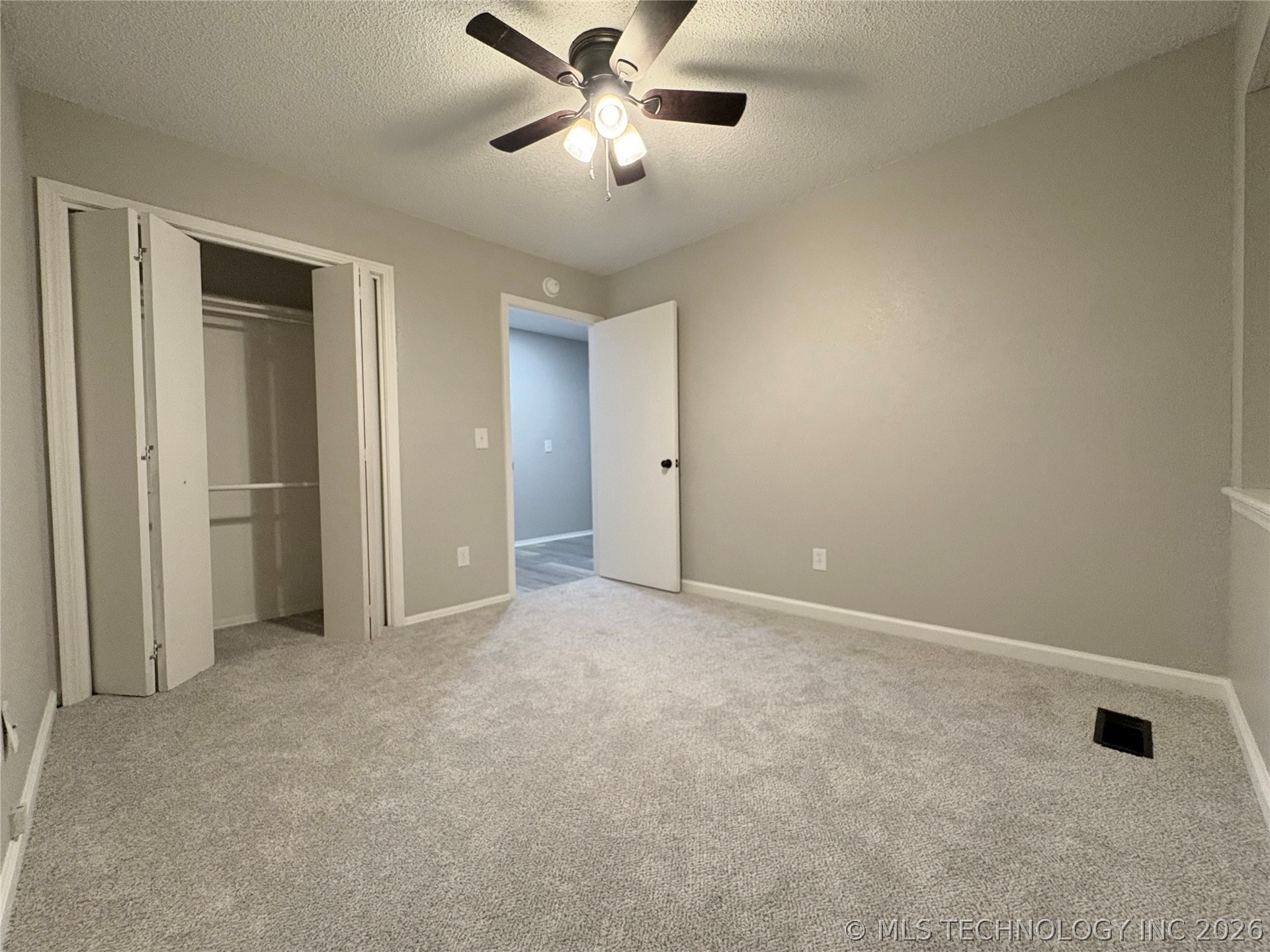 433 W Austin Street Property Photo 15