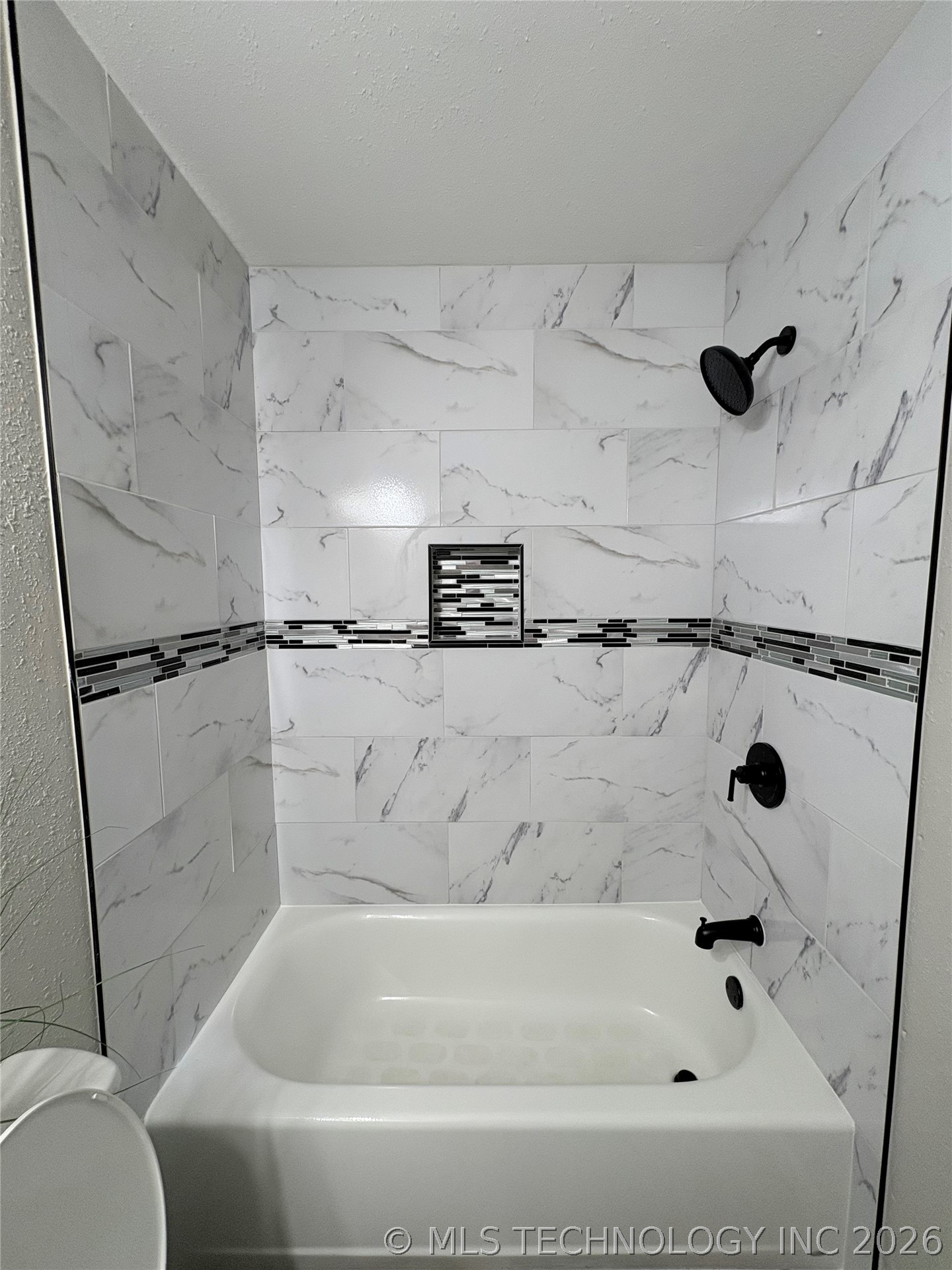 433 W Austin Street Property Photo 17