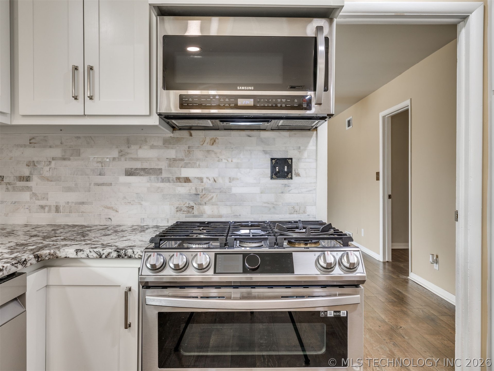 800 Luker Lane Property Photo 16