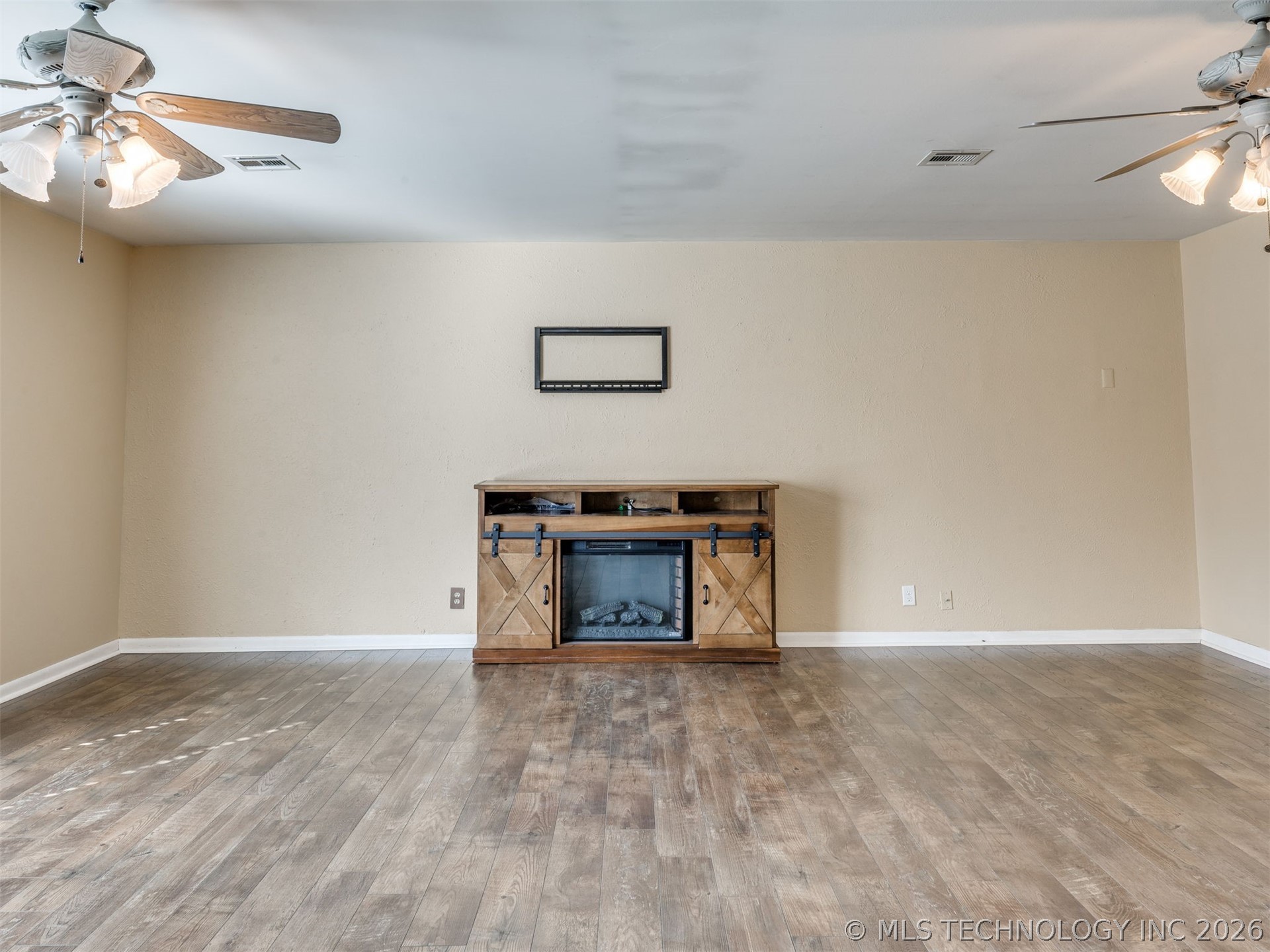 800 Luker Lane Property Photo 23