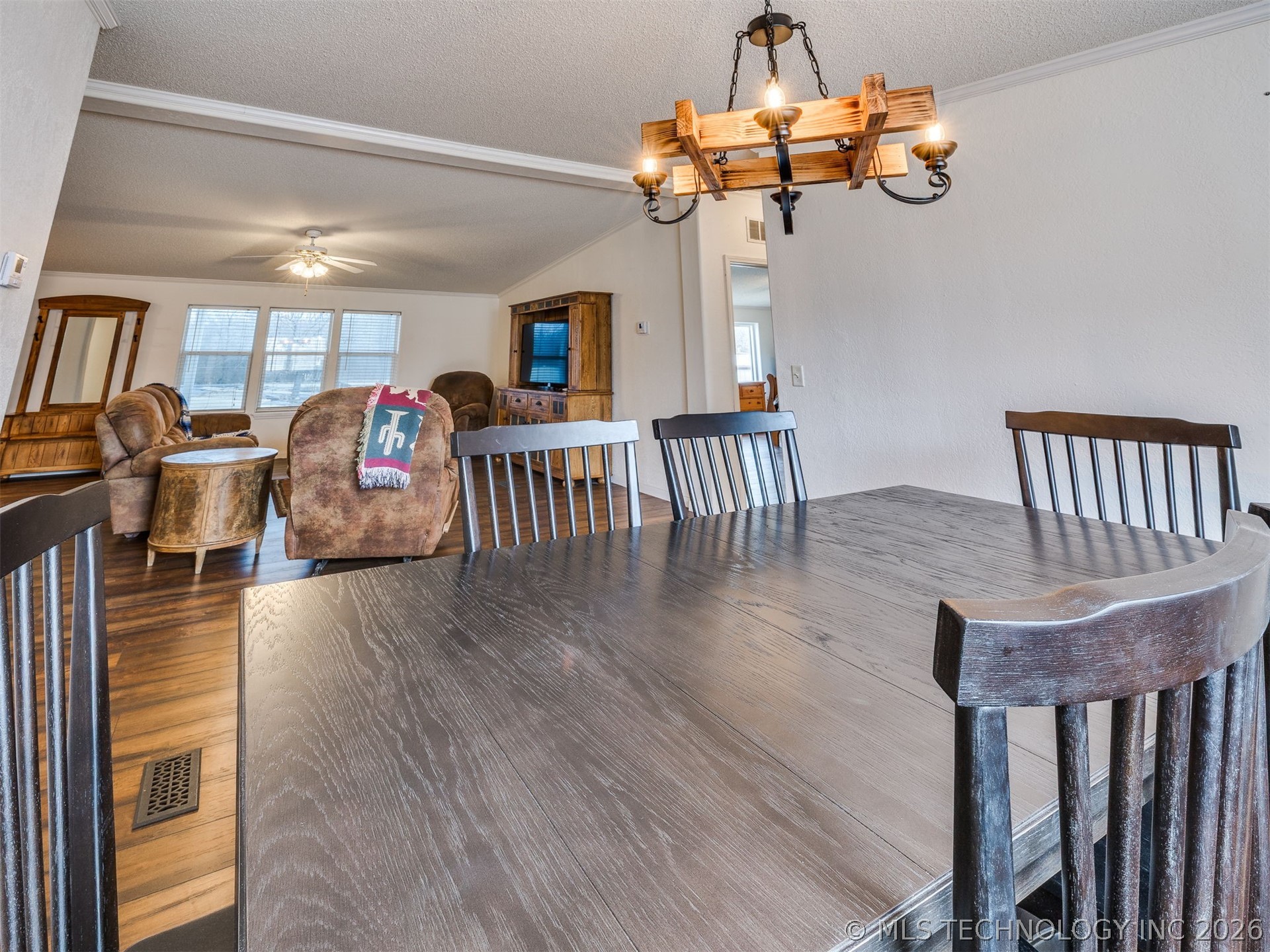 112212 S 4180 Road Property Photo 18