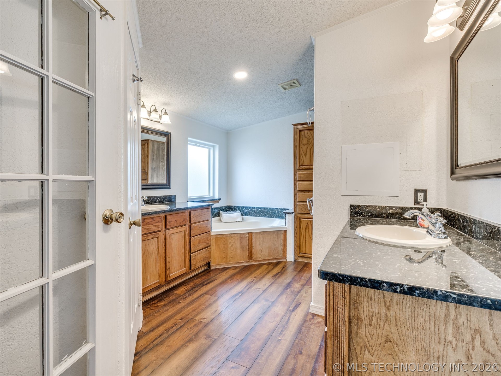 112212 S 4180 Road Property Photo 37