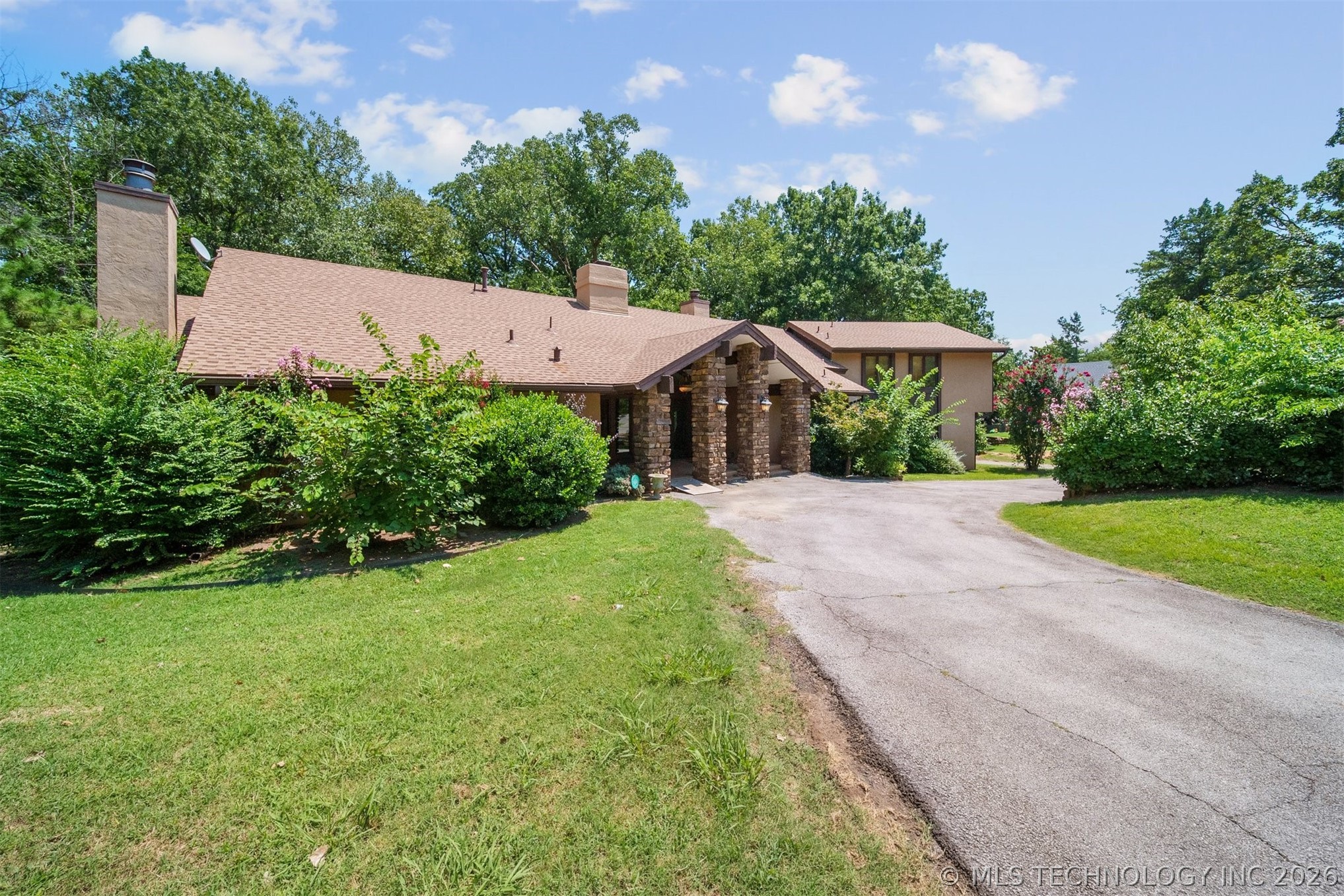 3116 E 71st Street Property Photo 2