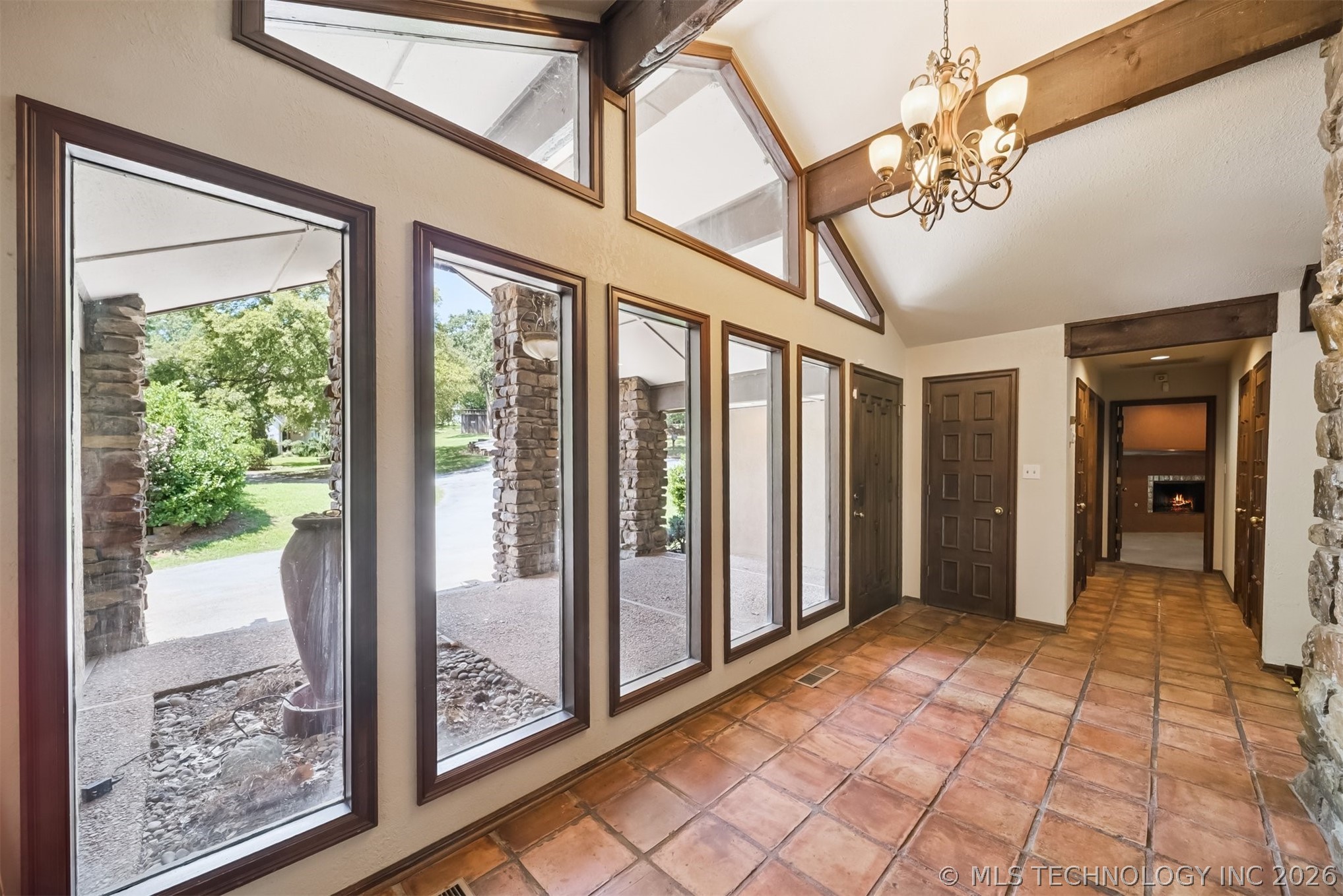 3116 E 71st Street Property Photo 6