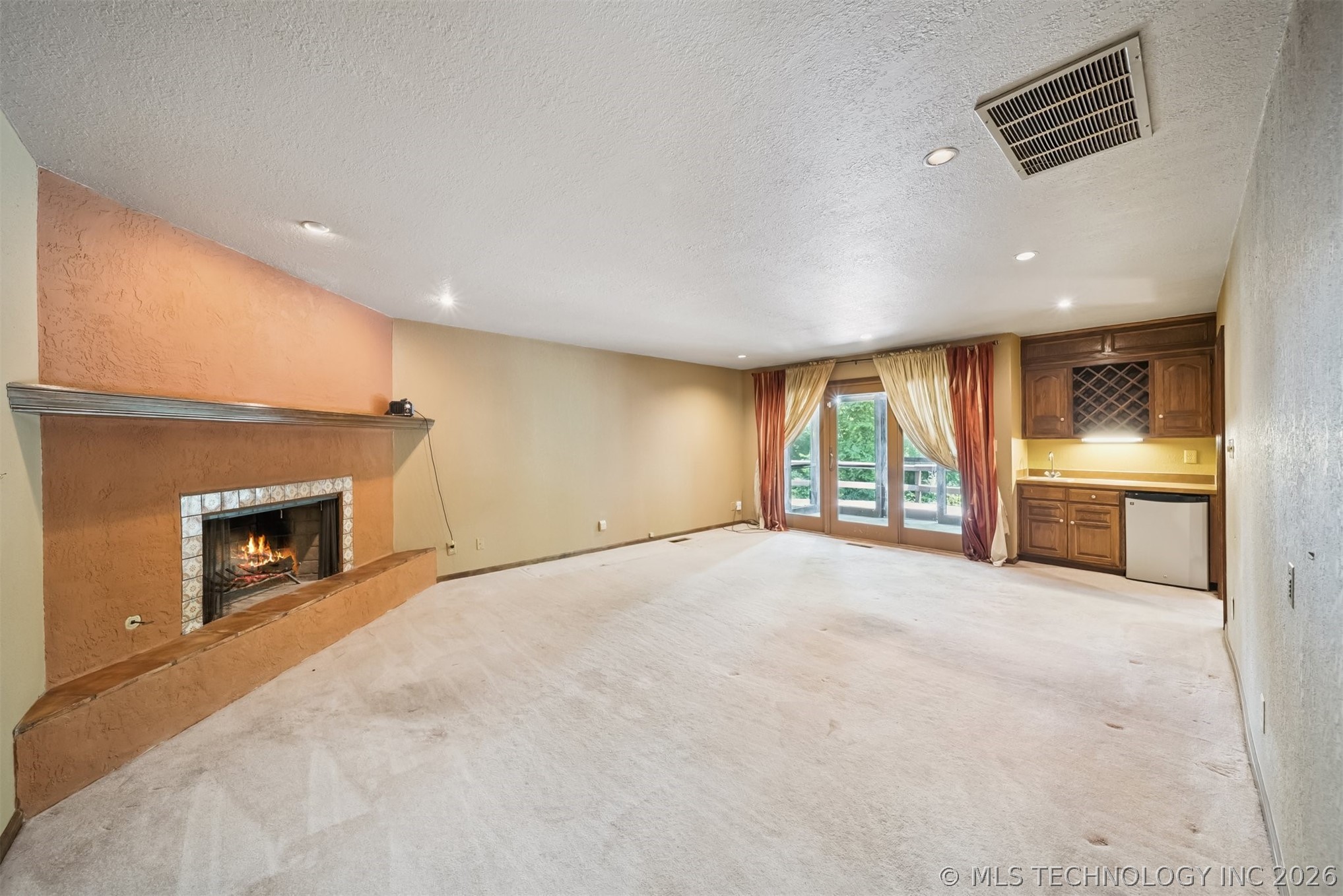 3116 E 71st Street Property Photo 11