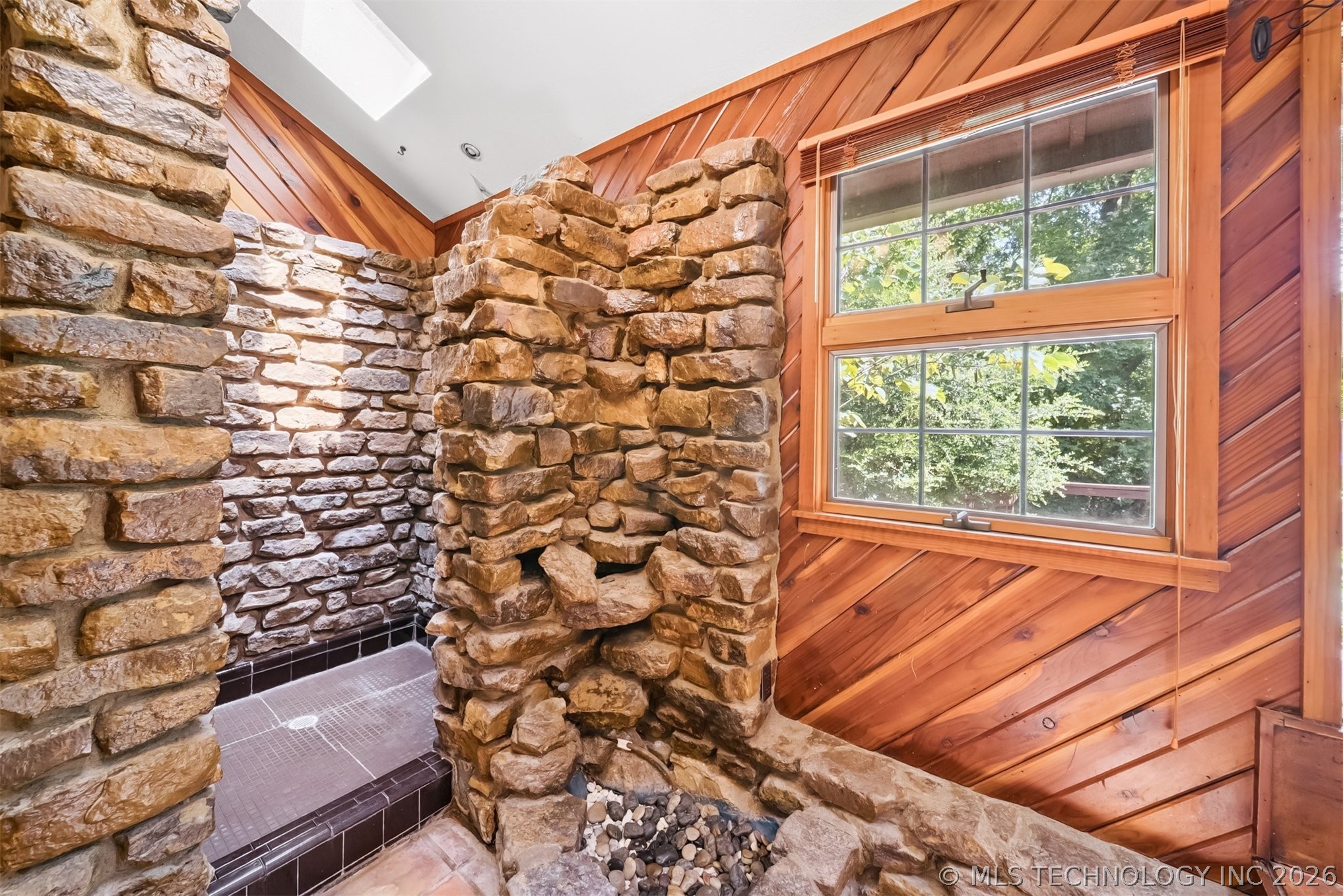 3116 E 71st Street Property Photo 15