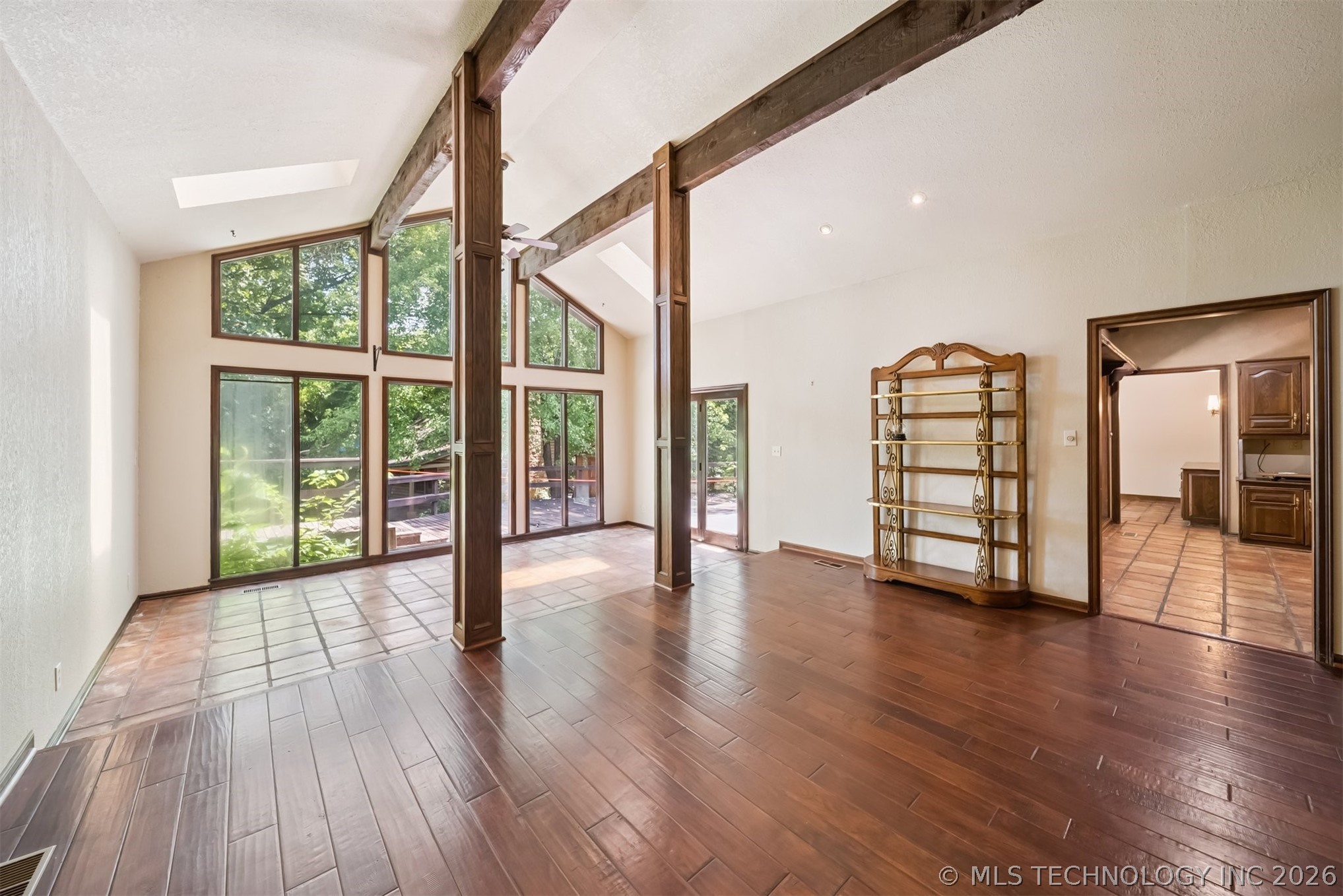 3116 E 71st Street Property Photo 27