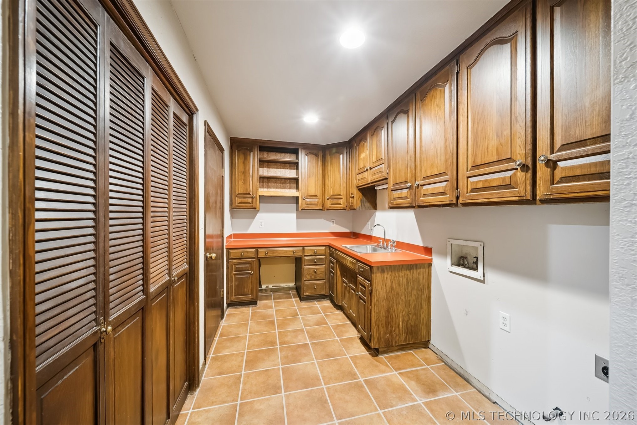 3116 E 71st Street Property Photo 40