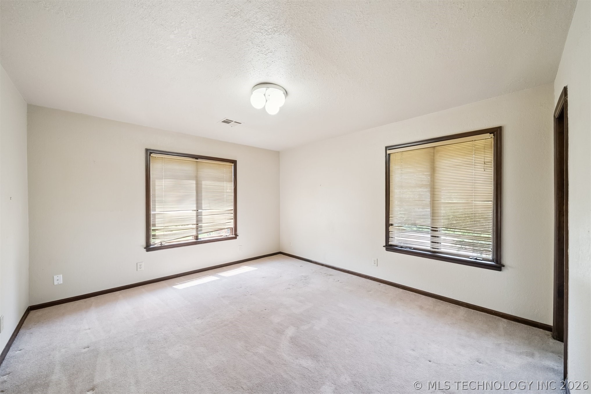 3116 E 71st Street Property Photo 43