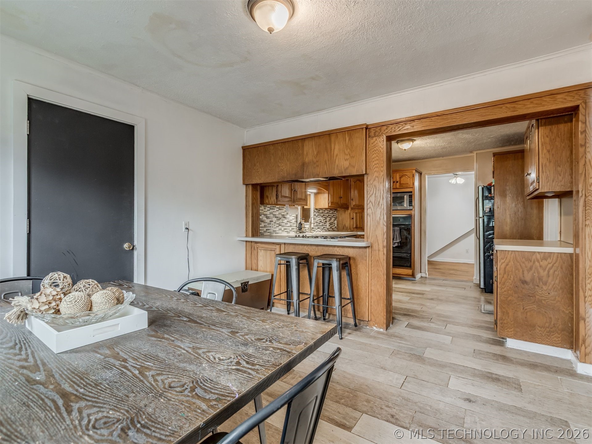 4886 S Vancouver Avenue Property Photo 18