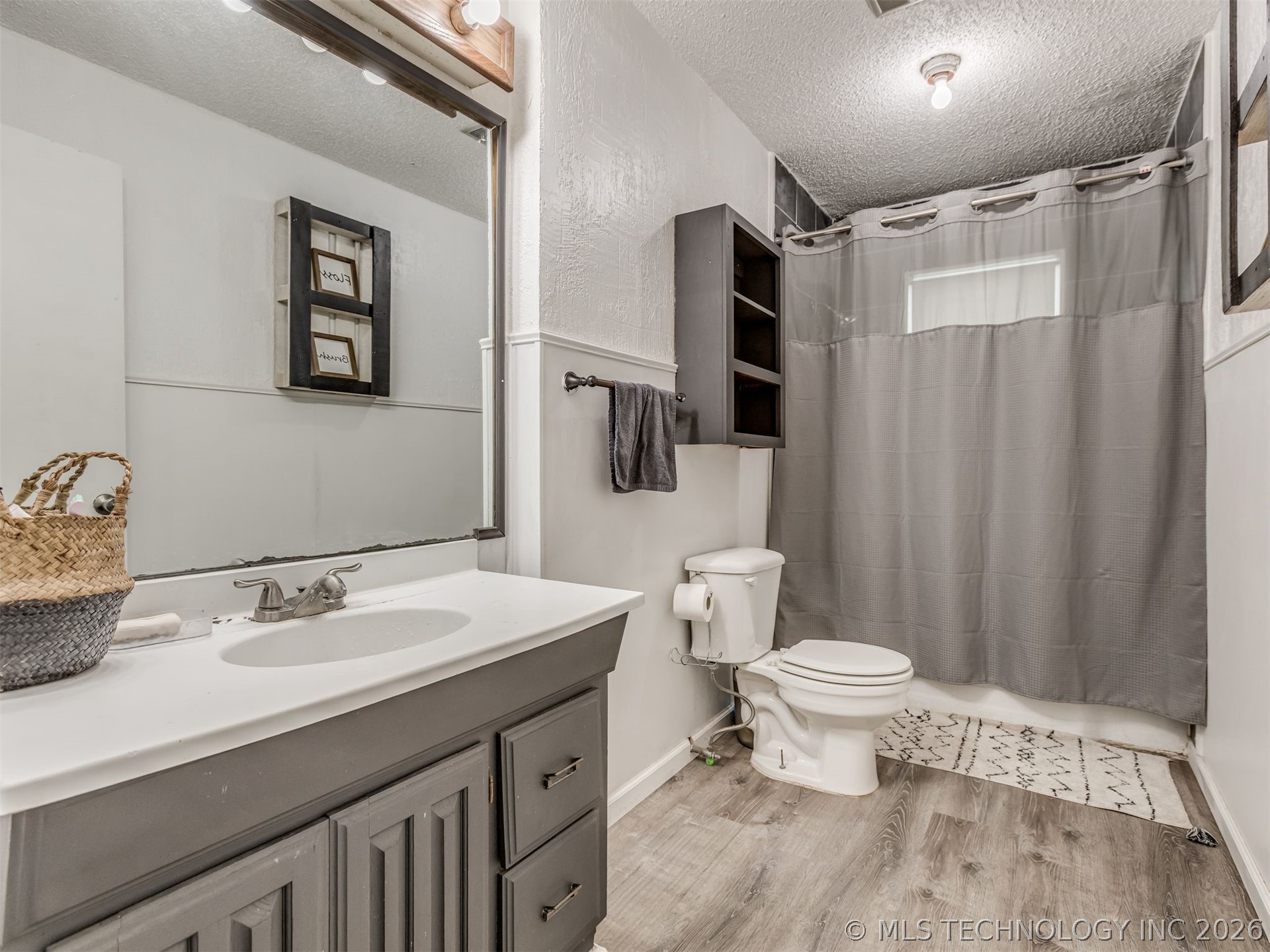 4886 S Vancouver Avenue Property Photo 22