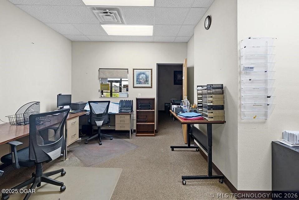 2702 Cunningham Avenue Property Photo 6