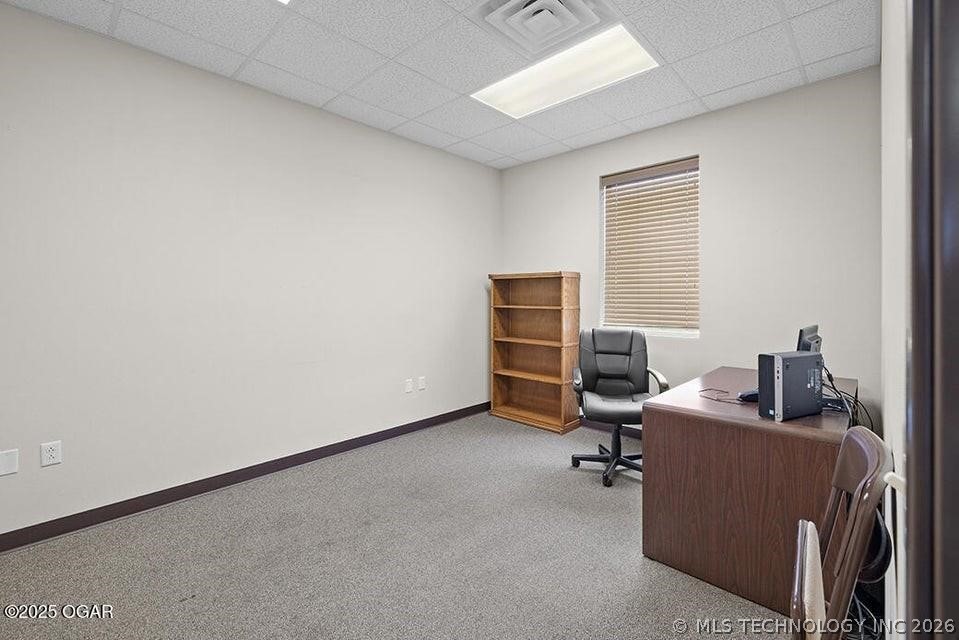 2702 Cunningham Avenue Property Photo 14