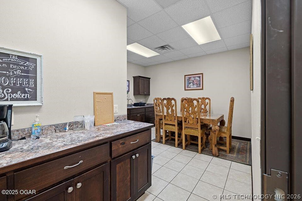 2702 Cunningham Avenue Property Photo 22