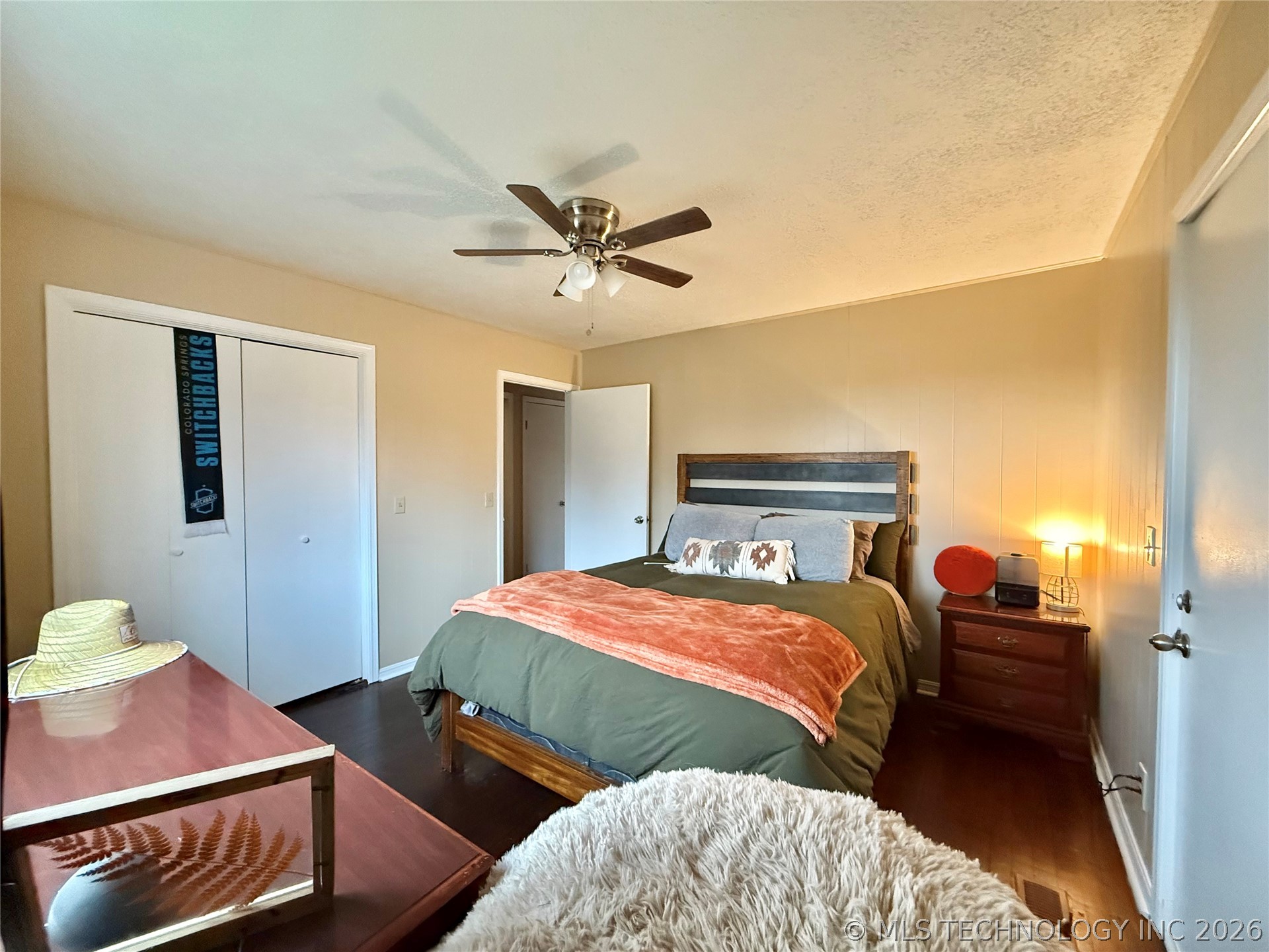 1109 S Chestnut Street Property Photo 9