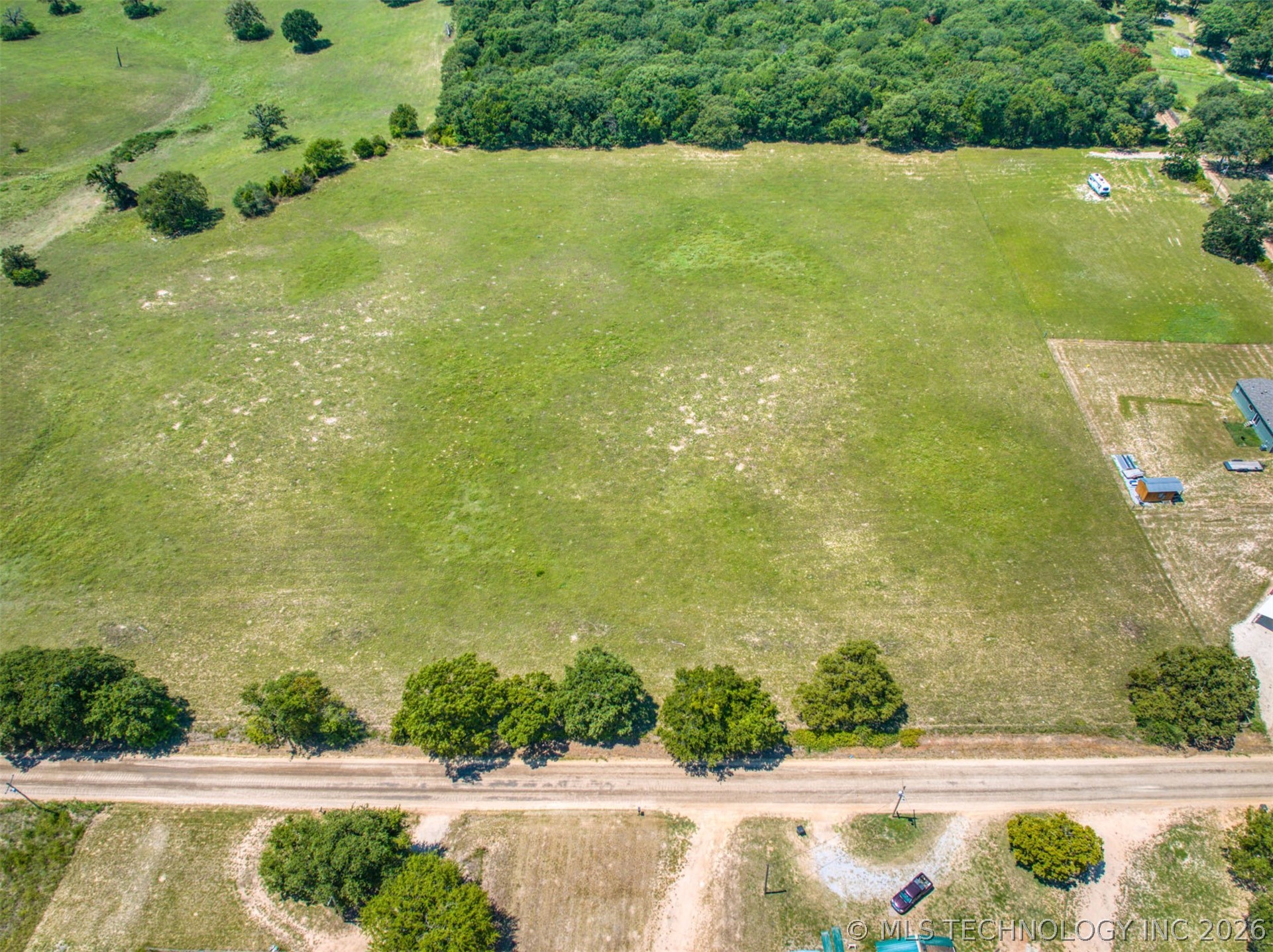 Edge Road Property Photo 8