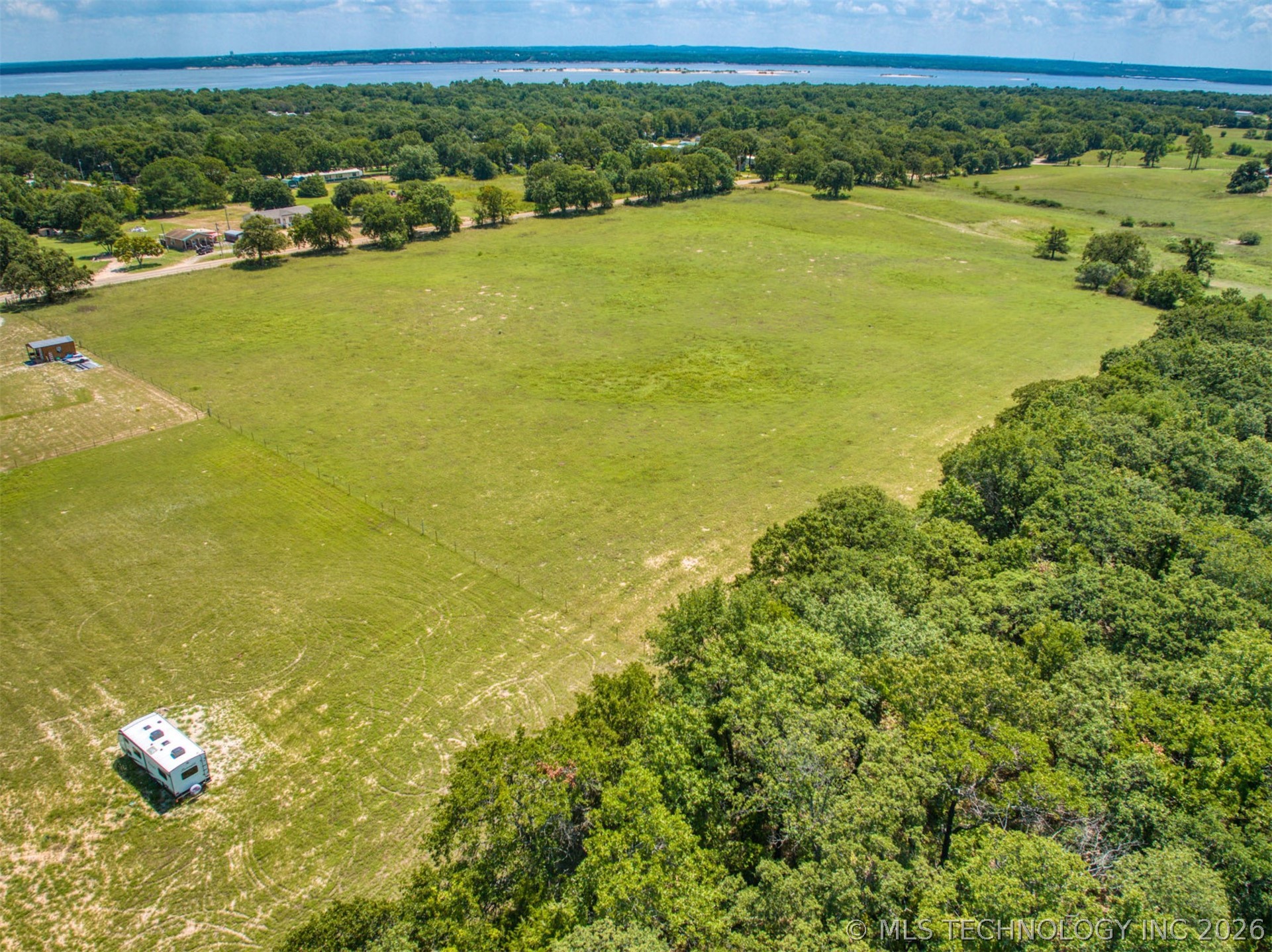 Edge Road Property Photo 5