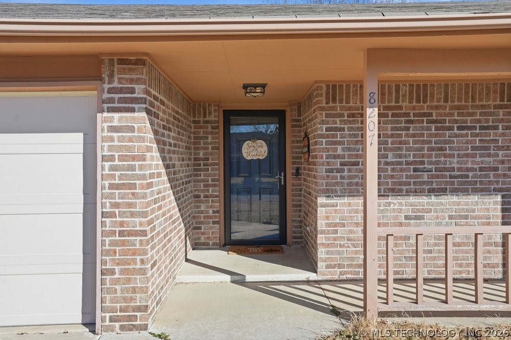 8207 N 128th East Avenue Property Photo 3