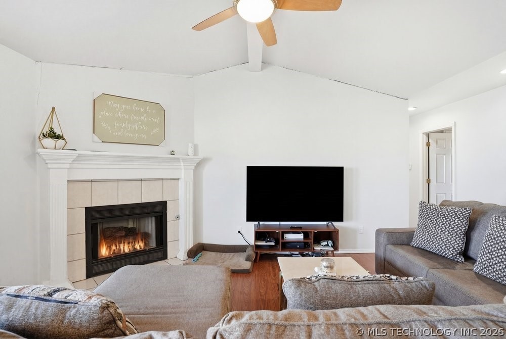 8207 N 128th East Avenue Property Photo 9