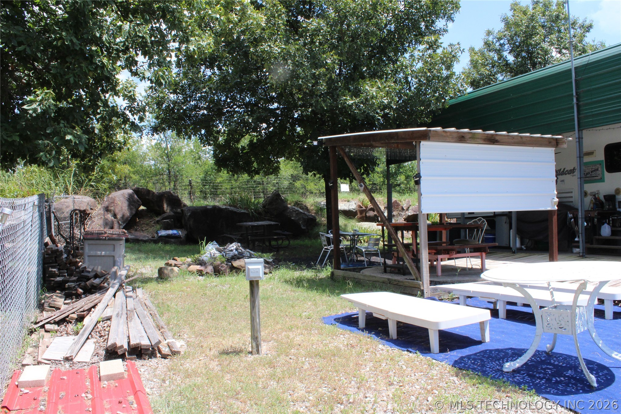 111 Alder Property Photo 4