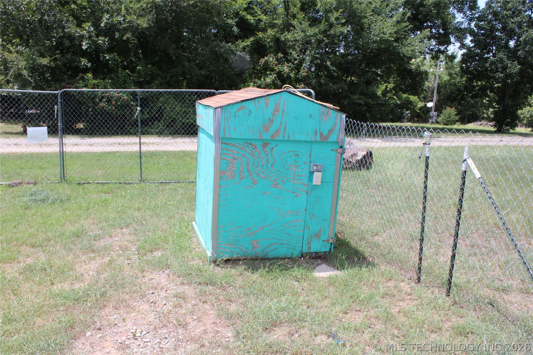 111 Alder Property Photo 9