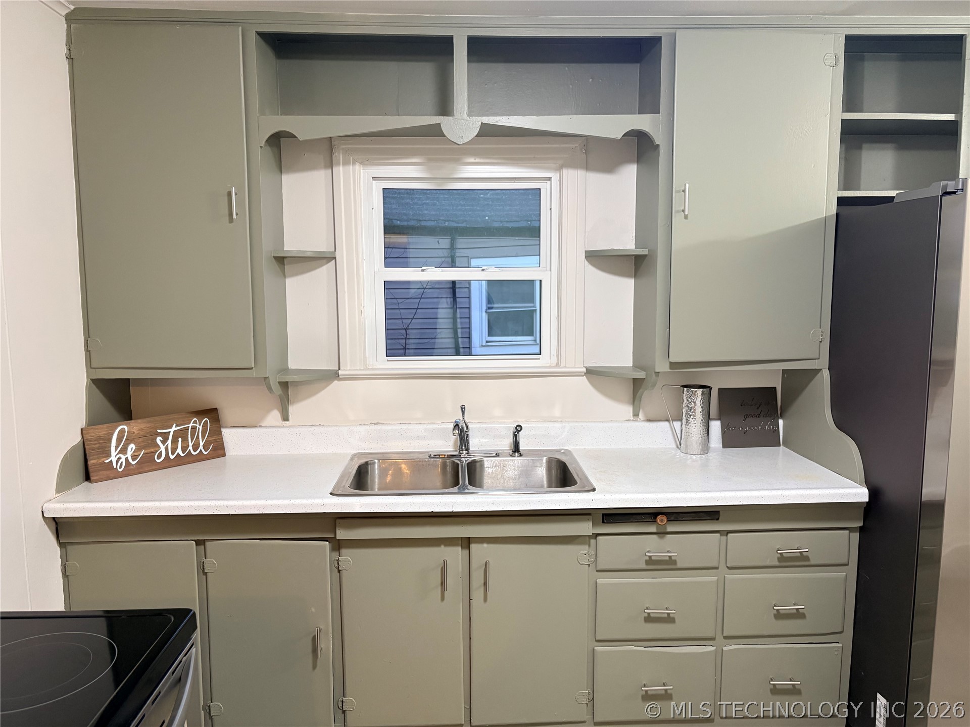 505 W 5th Street Property Photo 5