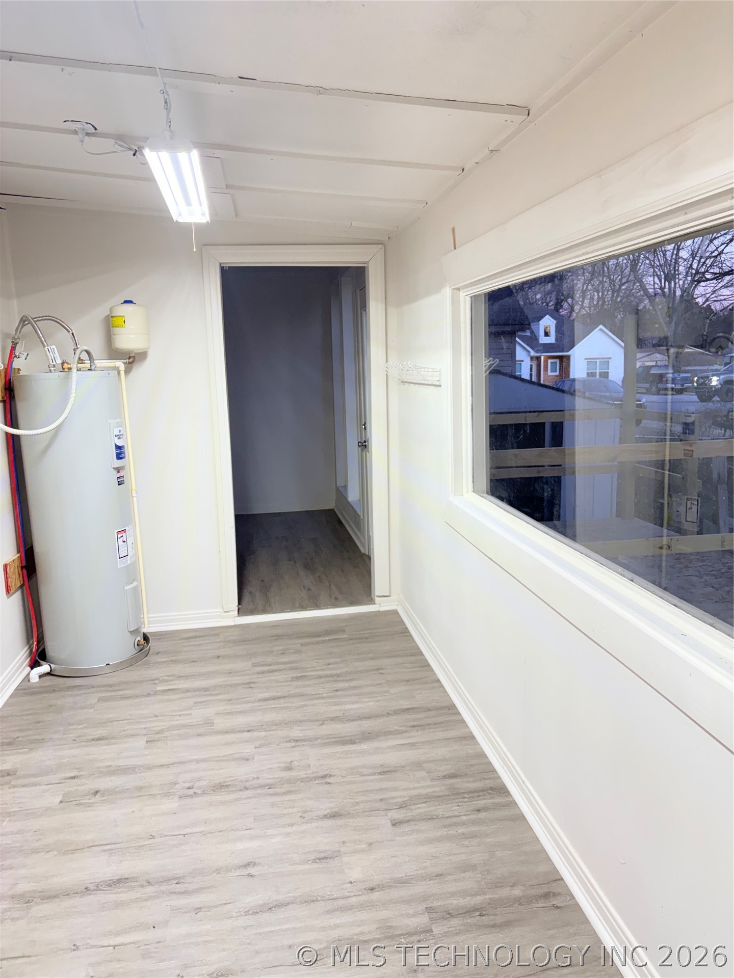 505 W 5th Street Property Photo 10