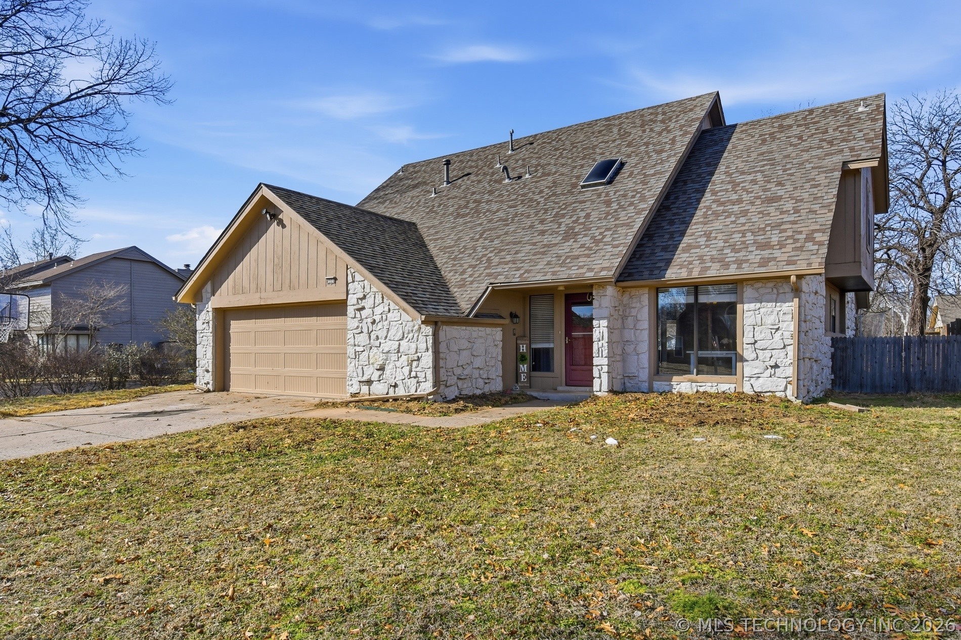 8304 S 4th Street Property Photo 1