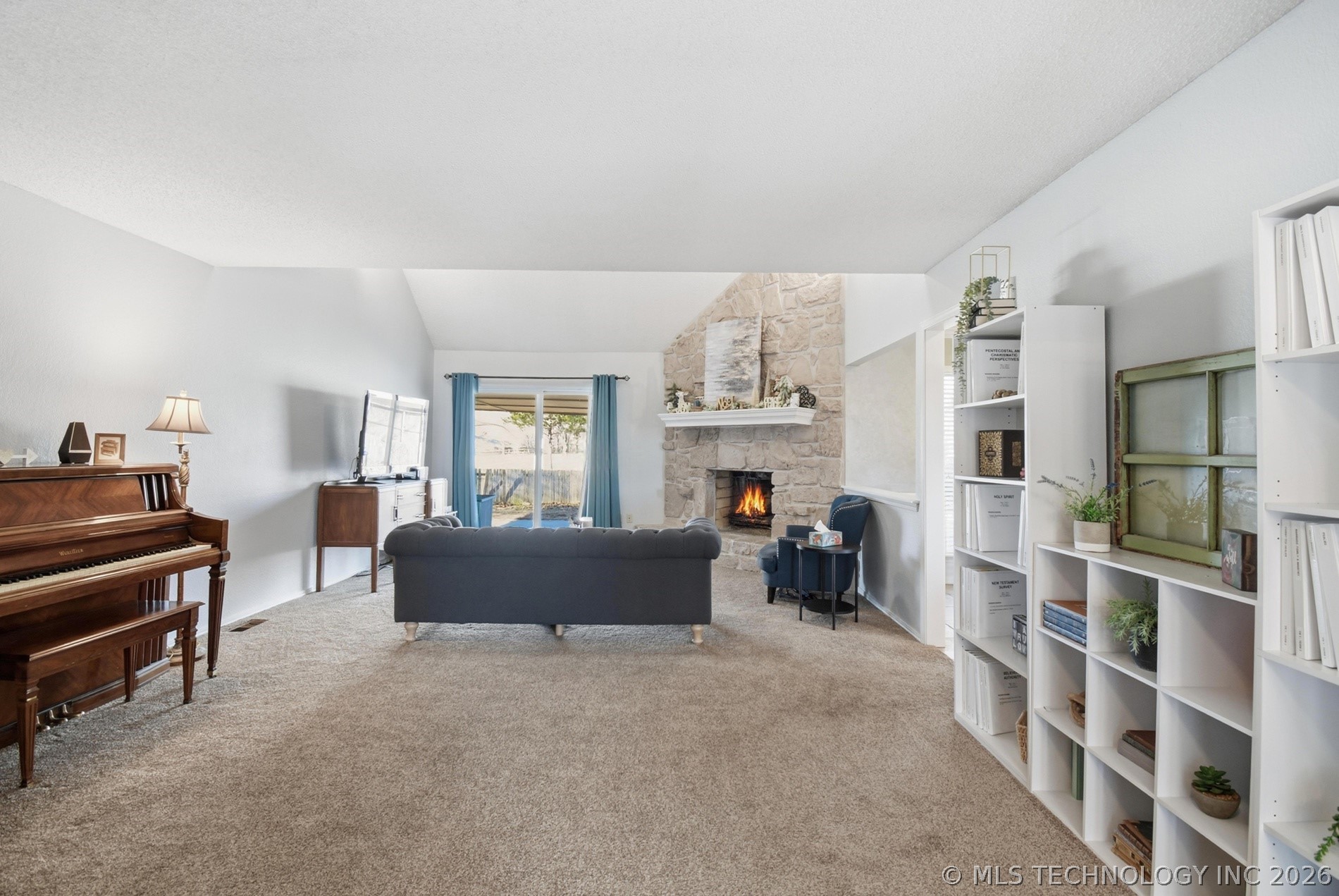 8304 S 4th Street Property Photo 4