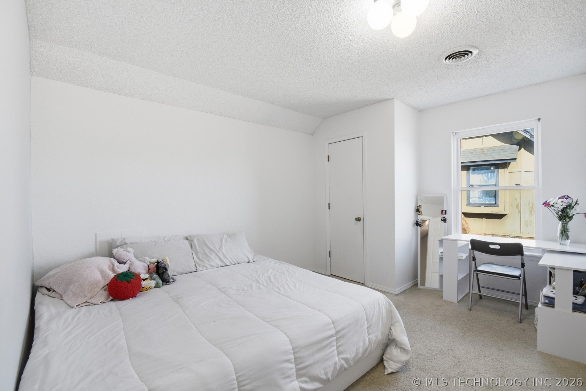 8304 S 4th Street Property Photo 14