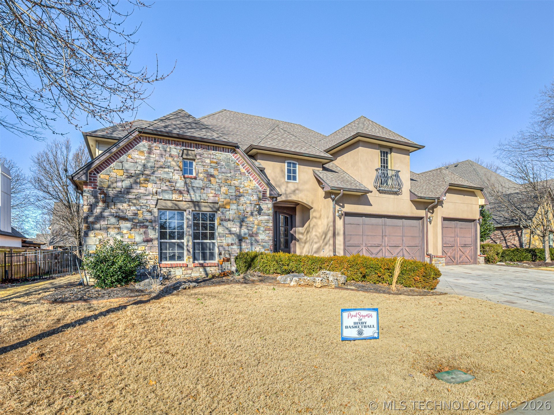 10524 S 91st East Avenue Property Photo 2