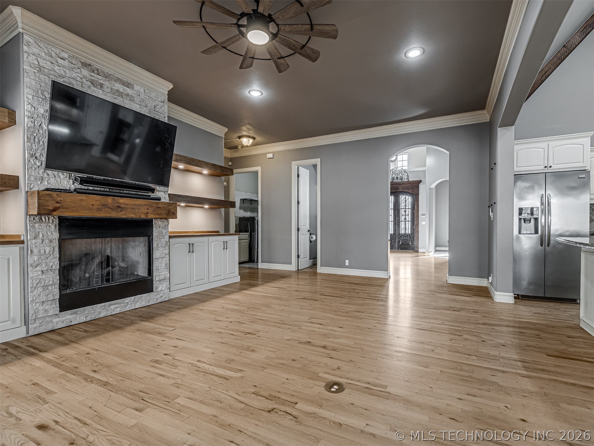 10524 S 91st East Avenue Property Photo 16