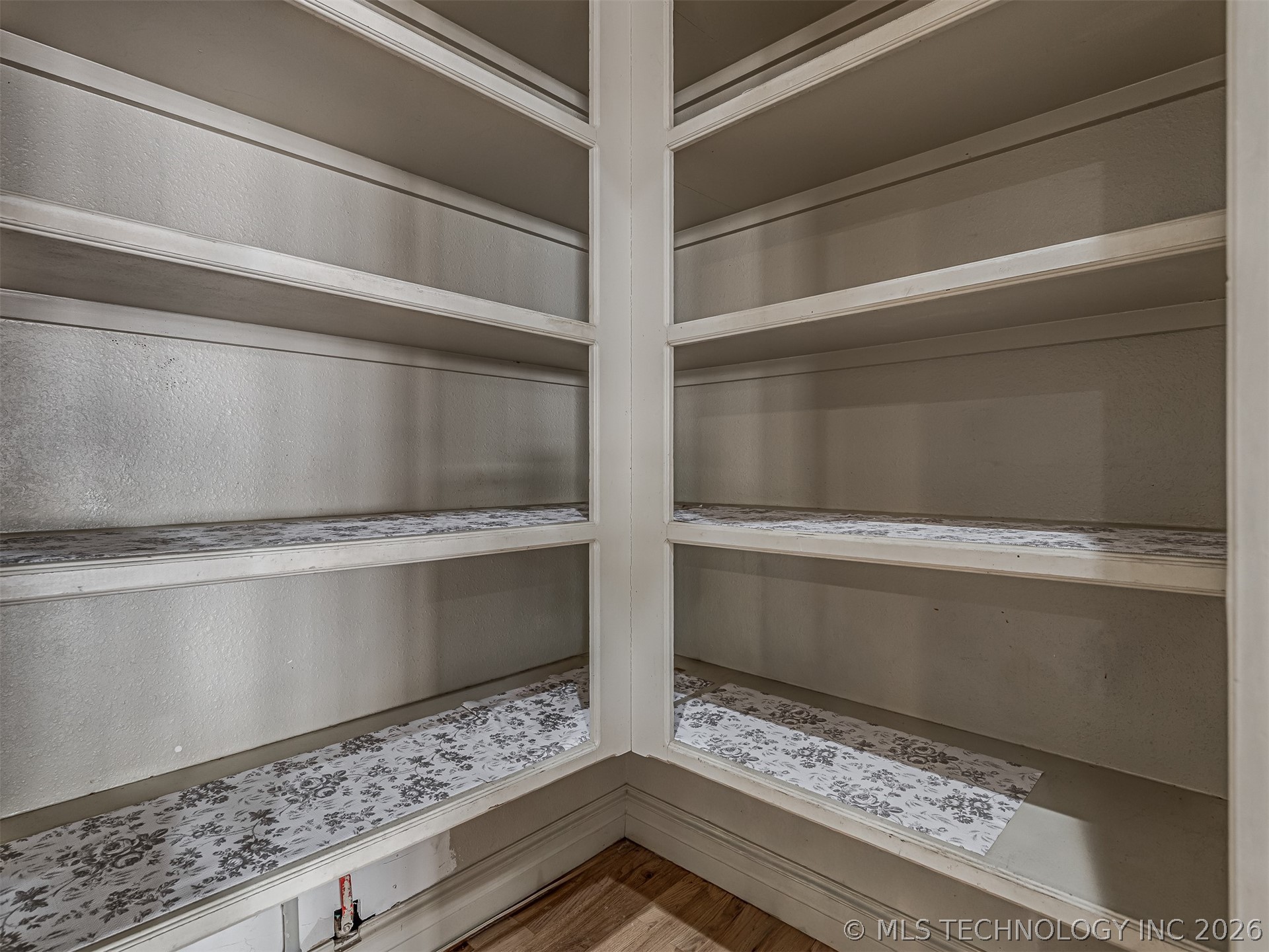 10524 S 91st East Avenue Property Photo 25