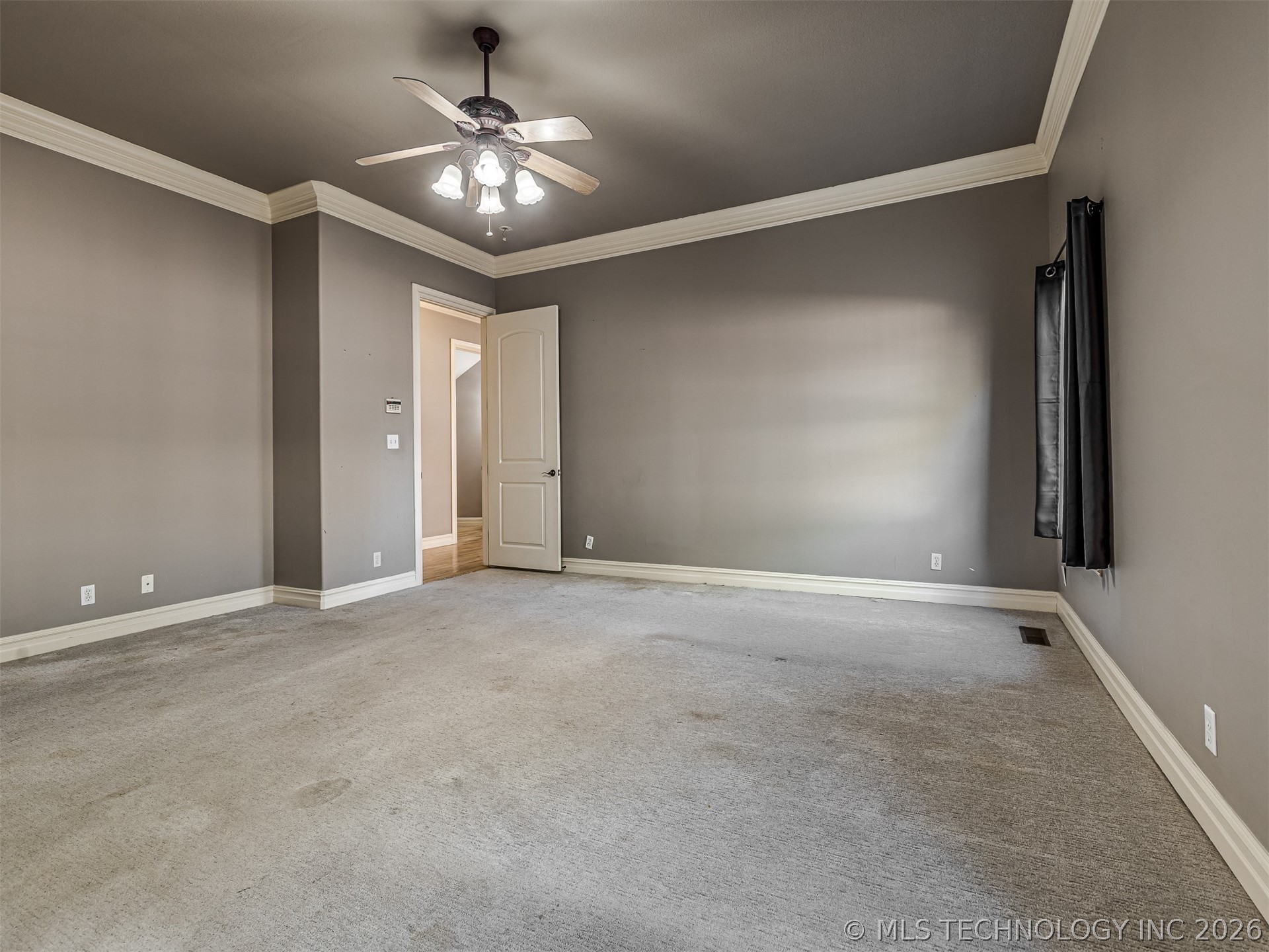 10524 S 91st East Avenue Property Photo 35