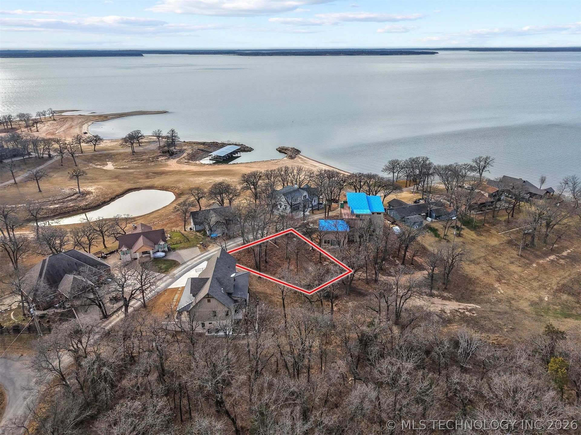 Cove Road Property Photo 3