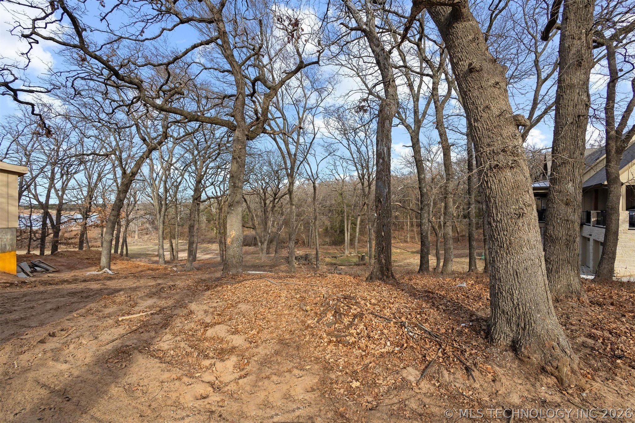 Cove Road Property Photo 6