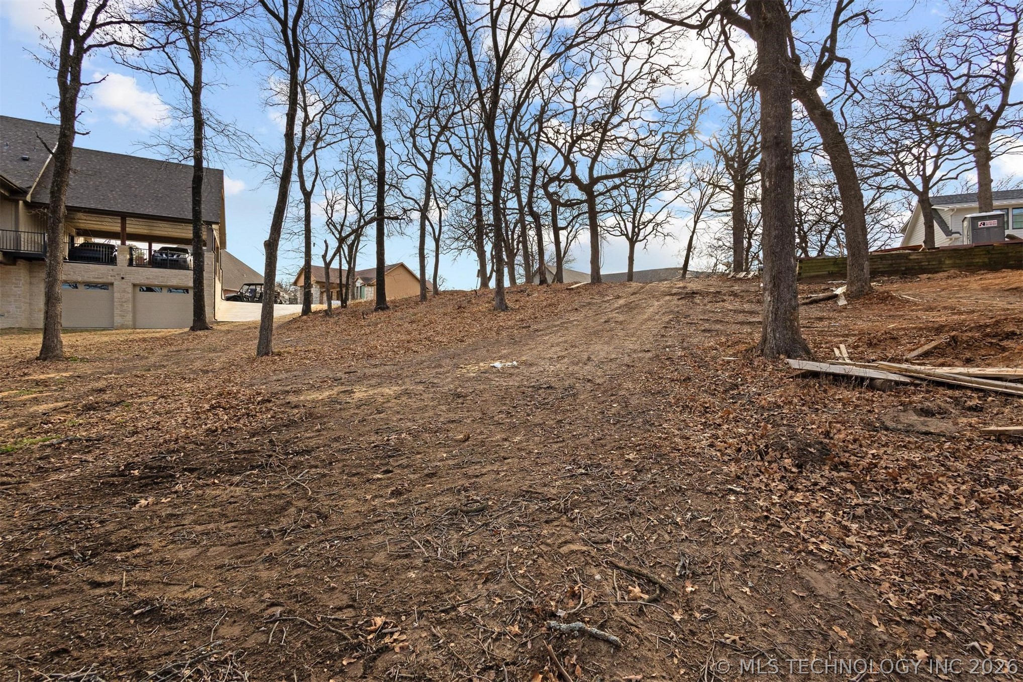 Cove Road Property Photo 8